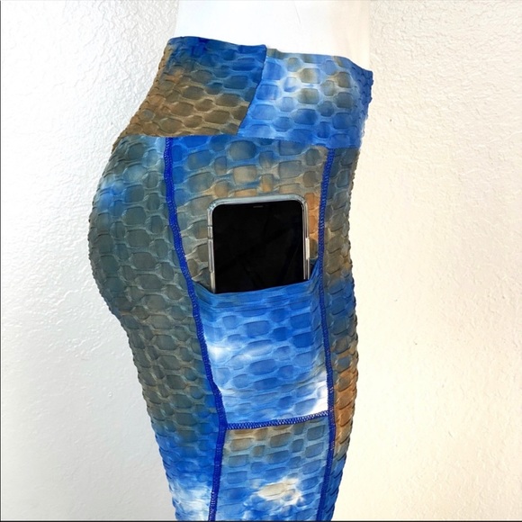 Tie Dye Scrunch top and Leggings set - Picture 4 of 9